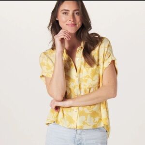 The Normal Brand Ezra Crepe Camp Shirt Yellow Floral Women's Top Small Oversized